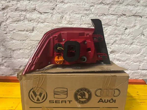 VW PASSAT B7 berlina lámpara LED trasera derecha 3AE945208B image 4