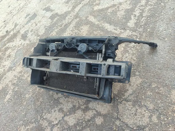 SKODA OCTAVIA III 1.6TDI Kühler Vorne 5Q0121251EB image 3