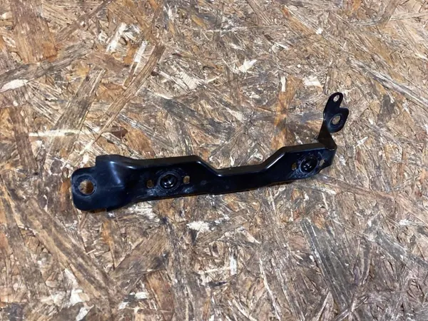 Suporte Farol Dianteiro Esquerdo Porsche Macan 95B OEM 95B941451C image 3