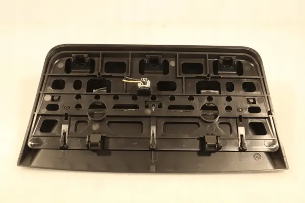 Feu Stop Renault OE 265900015R pour Fluence image 6