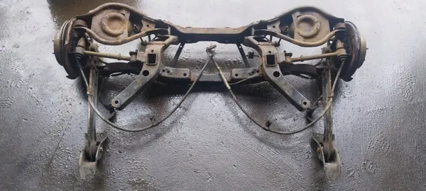 Viga suspensão traseira completa OEM Opel Antara I image 2
