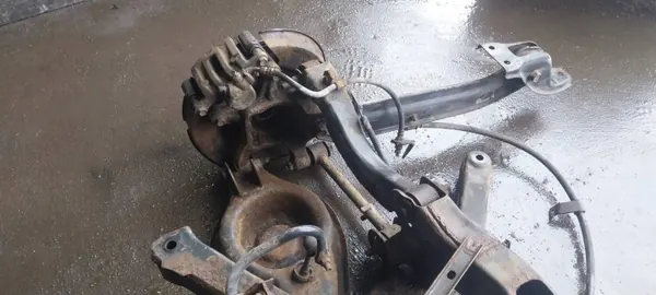 Viga suspensão traseira completa OEM Opel Antara I image 4