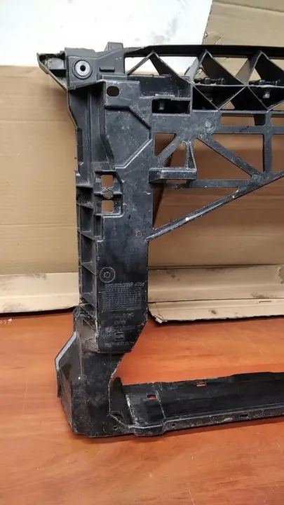 Frontverstärkung Seat Leon 5F 11.2012 - OEM 5F0805588 image 2