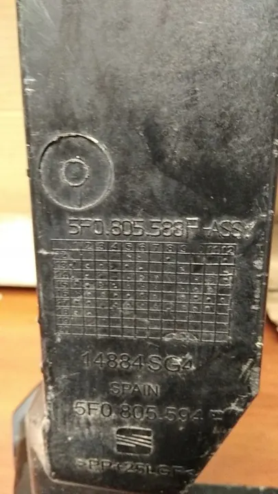 Frontverstärkung Seat Leon 5F 11.2012 - OEM 5F0805588 image 3