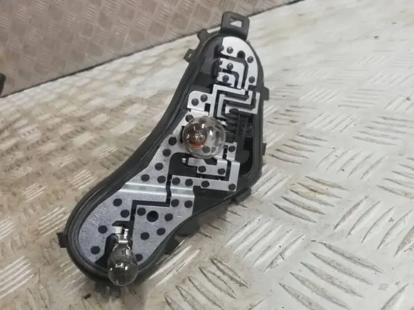 Insert Phare Arrière Gauche Peugeot 3008 I OEM FRE25000 image 2