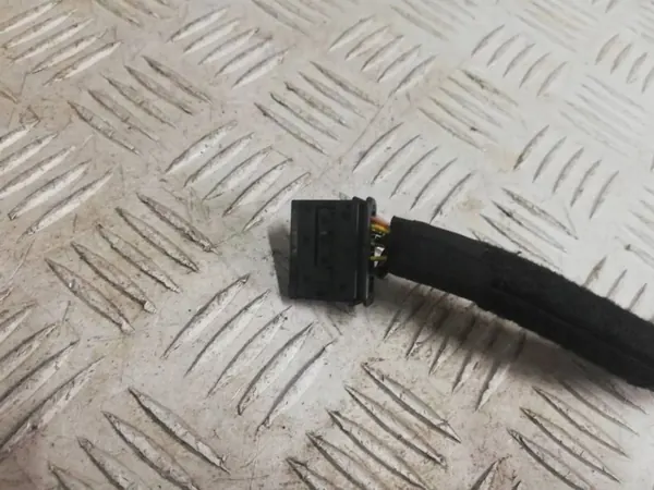 Insert Phare Arrière Gauche Peugeot 3008 I OEM FRE25000 image 6