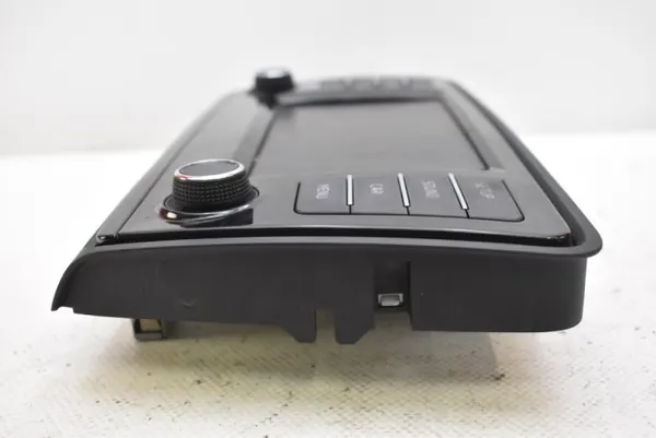 Radio Skoda OE OEM 5E0919605H pour Octavia 3 image 9