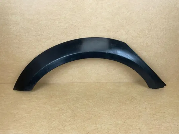 OEM 8K9853818A Oikea takalokasuoja Audi A4 B8 image 2
