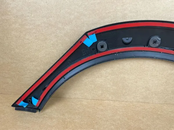 OEM 8K9853818A Oikea takalokasuoja Audi A4 B8 image 5