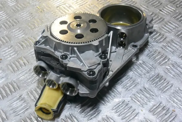 Pompe à huile Audi OE 0B5315105 pour DL501 S-Tronic image 2