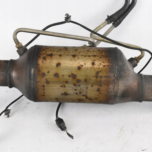OEM 10519654 Pot catalytique d'occasion pour MG HS 1.5 T-GDI image 4