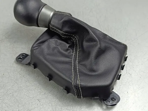 2024 Toyota GR 86 Gear Shift Knob FOB54796 image 7