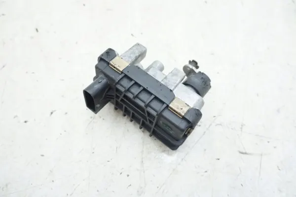 Turbostyrning OEM 6NW009228 för Volvo S60 V70 C70 image 2