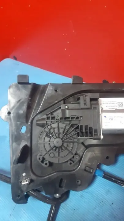Régulateur de vitre arrière droit Tesla OEM 1616445 image 4