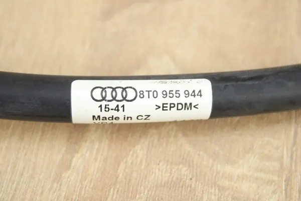 Tuyau Lave-glace Audi A5 8T OEM 8T0955944 - 12km image 5