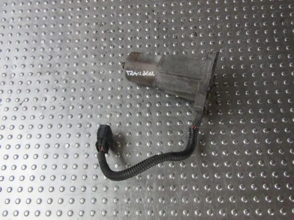 OEM 4x4OE001906 Transfer Case Motor - Used image 2