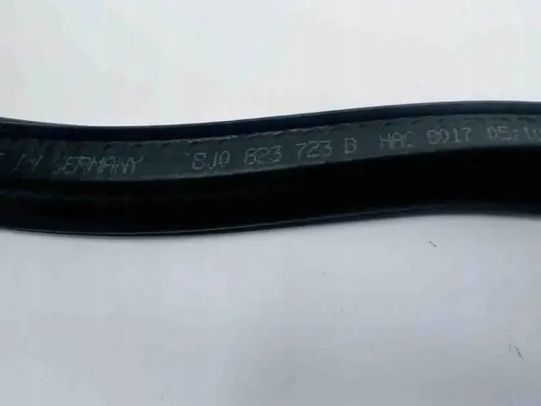 Joint de chambre moteur OEM 8J0823723B pour Audi TT image 9