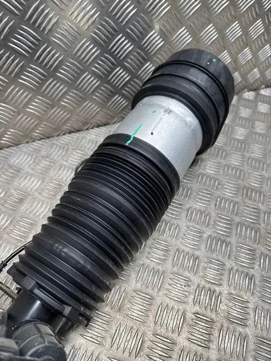 Amortisseur avant pneumatique droit BMW X7 G07 2023 image 5