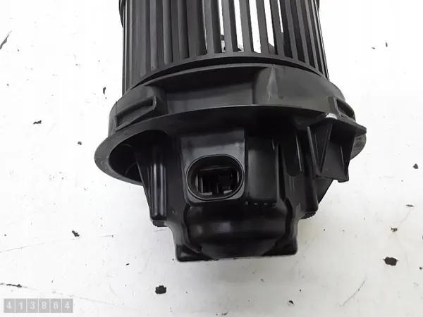 Ventilador de calefacción Peugeot OEM N102993X - Usado image 3
