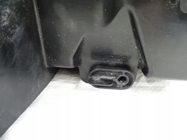 Tanque AdBlue OEM 9818531680 para Peugeot Partner III image 4