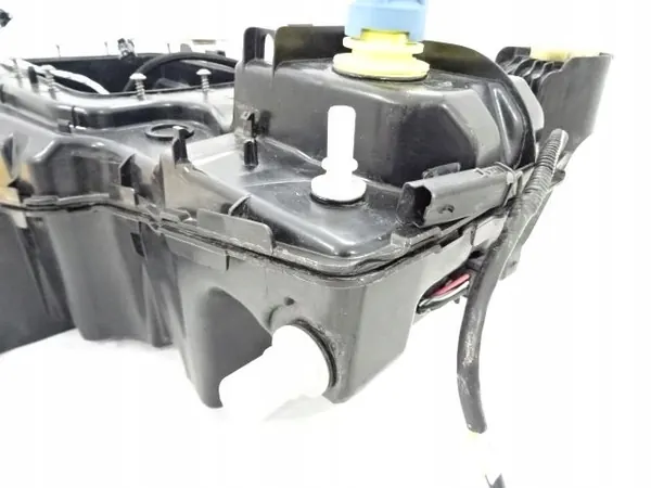 Tanque AdBlue OEM 9818531680 para Peugeot Partner III image 6