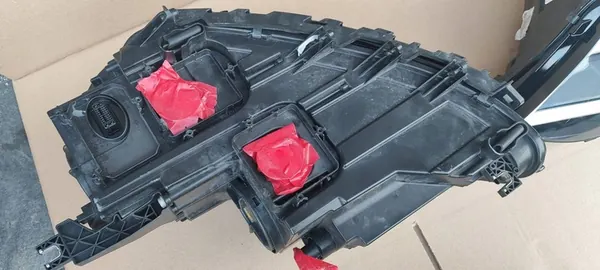 Conjunto de Faróis Dianteiros Volkswagen Sharan 7N1 OEM 7N1941751B image 8