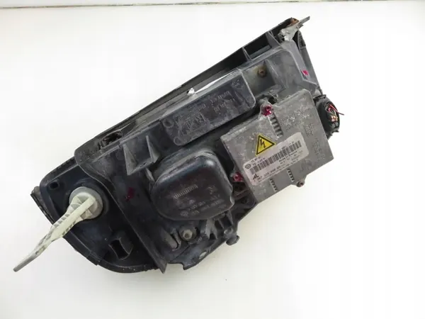 LAMPA PP VWSHARAN 7M3941018 image 3