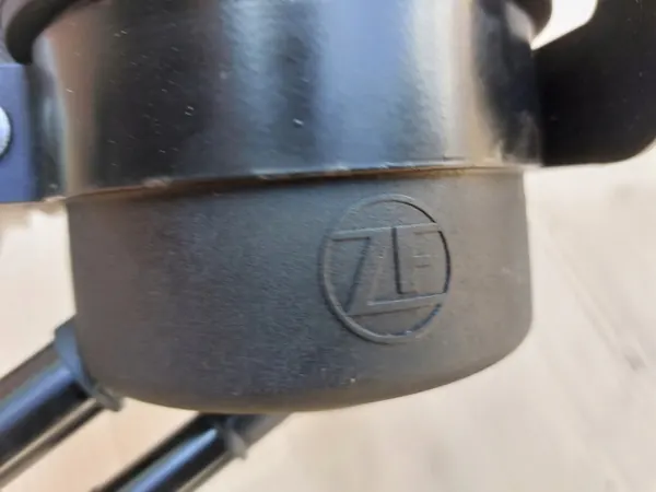 Réservoir direction assistée Aston Martin OEM 17r image 3