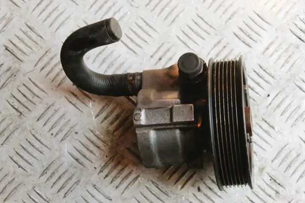 Servopumpe OEM 8200024738 für Renault Trafic II image 2