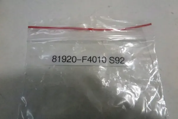 Toyota C-HR 2016-2023 Achterbumper reflector links OEM 81920-F4010 image 5
