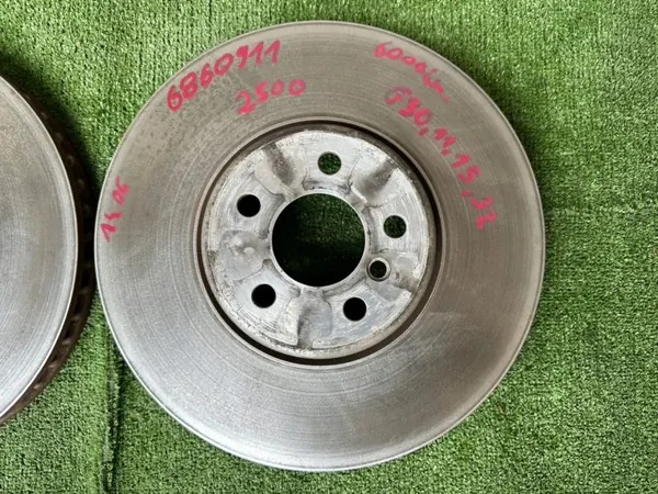 Pinças de travão OEM 6860911/12 para BMW G30 G11 image 4