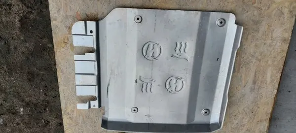 Katalysaattorikilpi OEM 2027971 DAF XF 106:lle image 2