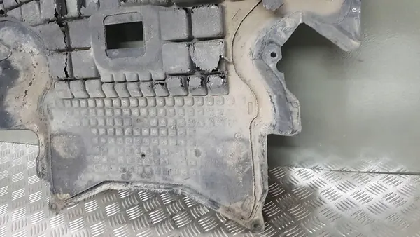 MERCEDES W203 Motor Underkörningsskydd A2035201723 image 10