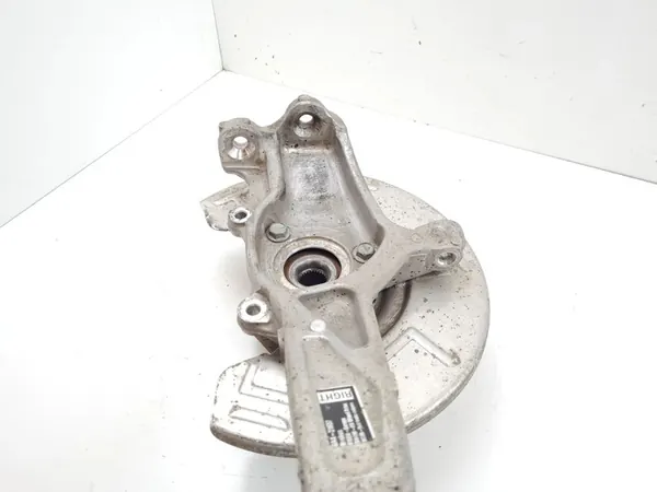 Tesla Model 3 2018 Mozzo ruota anteriore destro image 5