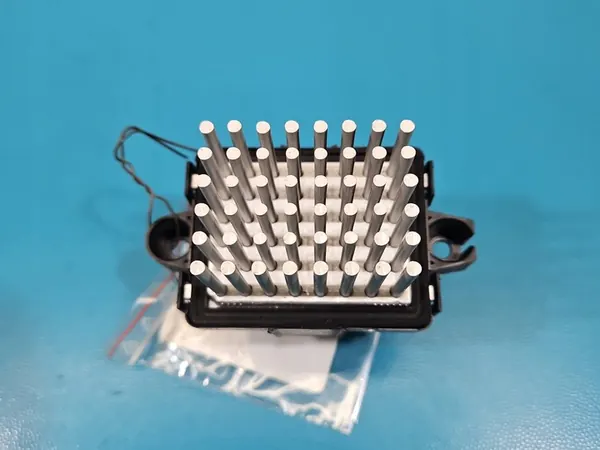 Resistor Maserati Quattroporte II 13- OEM F011500130 image 3