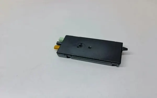 BMW Antennförstärkare OEM 9231515 - Begagnad image 3