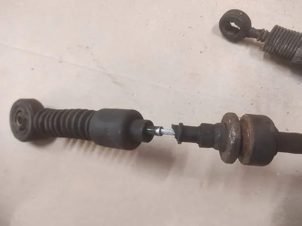 Gear Shift Lever Hyundai Santa Fe 437002B000 image 2