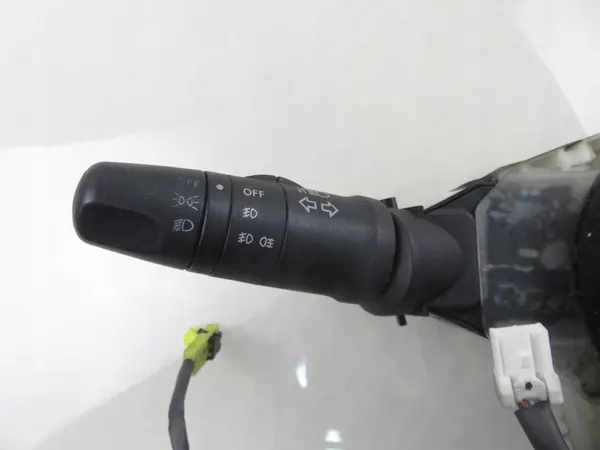 Manetki NISSAN X-TRAIL (T30) 2.2L Diesel 2002 OEM 255608H705 image 2