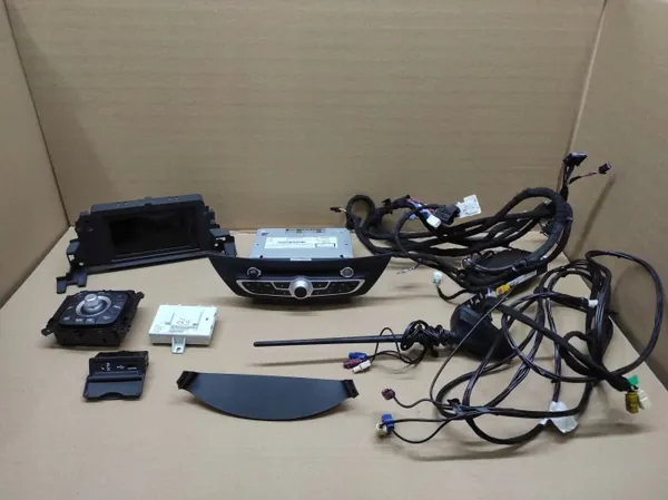 TomTom Navigointi Renault Laguna III OEM 281155676R image 2
