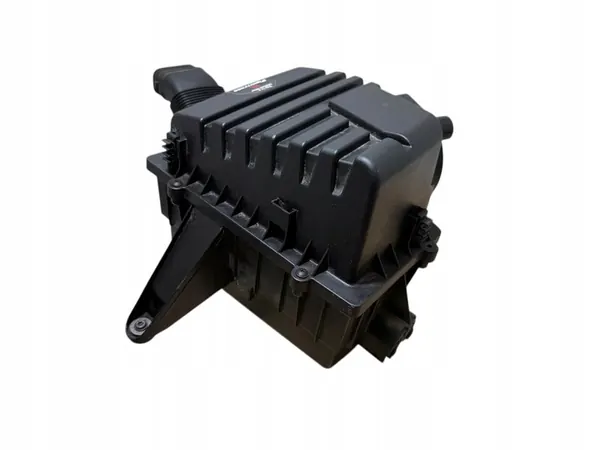 Ilmansuodatin kotelo Seat Ibiza 6J 2.0 TDI OEM 6R0129601J image 3