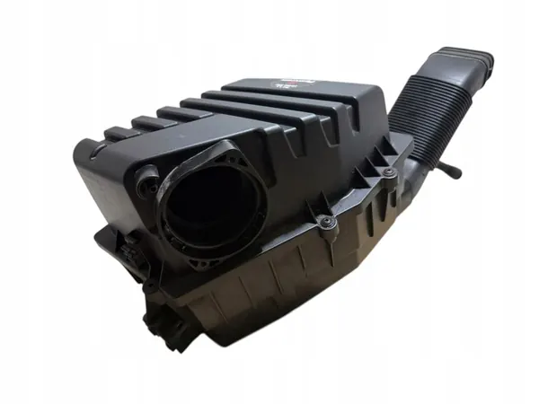 Ilmansuodatin kotelo Seat Ibiza 6J 2.0 TDI OEM 6R0129601J image 4