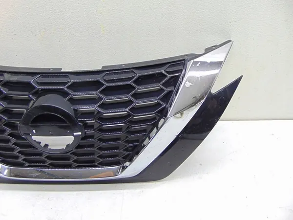 NISSAN JUKE II Grill 62310-6PA0A image 4