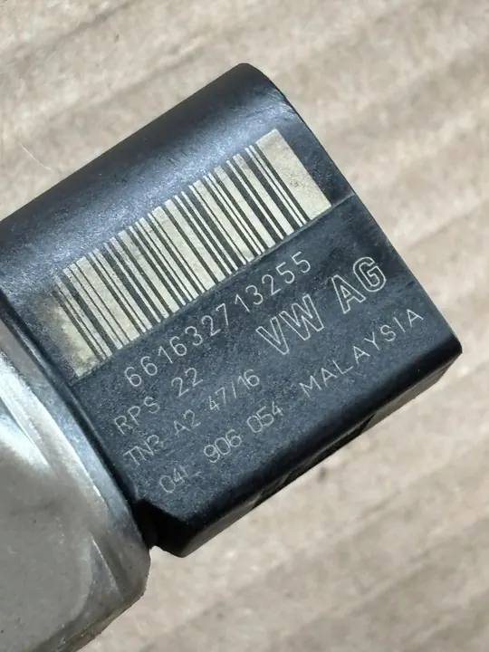 Ensemble système d'injection de carburant Audi VW Seat Skoda 2.0 TDI OEM image 7