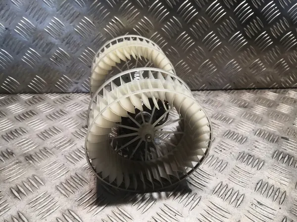 Motor de ventilação Mercedes-Benz Vito Viano W639 0008357904 image 4