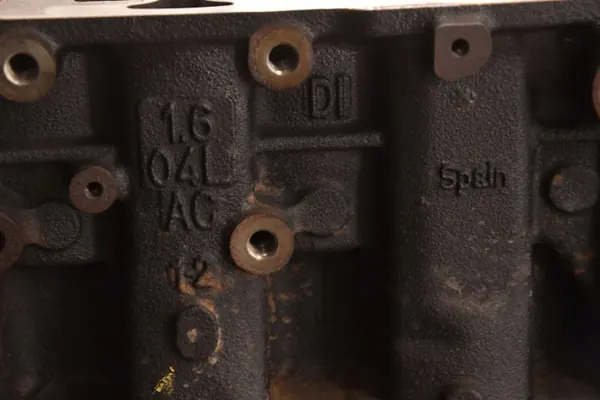 Bloco motor OEM 04L103011A - Skoda OE usado image 10