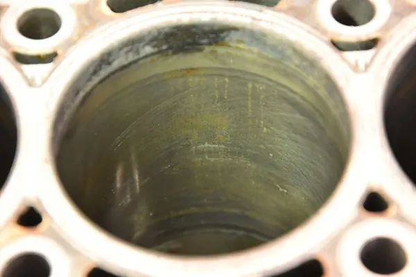 Bloco motor OEM 04L103011A - Skoda OE usado image 3
