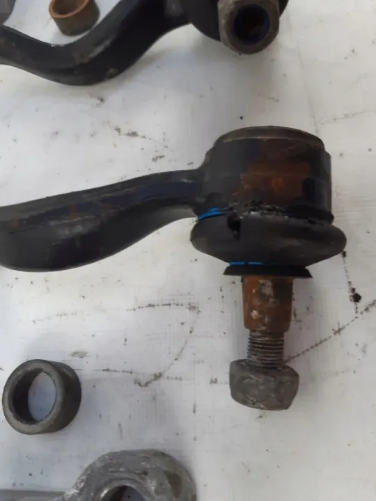 BMW E36 Ohjauspäät OEM 1084484887 image 6