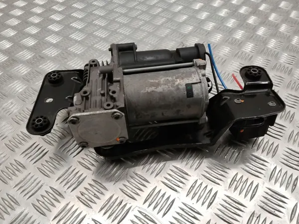 Compresor suspensión aire OEM 6799419 BMW X5 E70 image 5