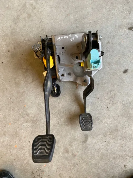 Juego de pedales FORD Transit Custom OEM GK212450BF image 2