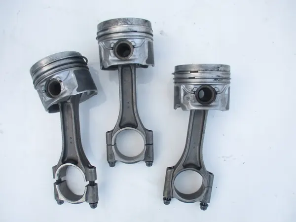 Biela y Pistón BMW OE para Motor 1.5D image 2